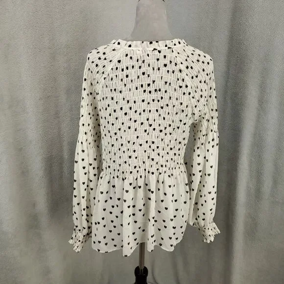 Rose & Olive Blouse Womens Large Little Ditsy Hearts Allover White Smocking - Picture 12 of 12